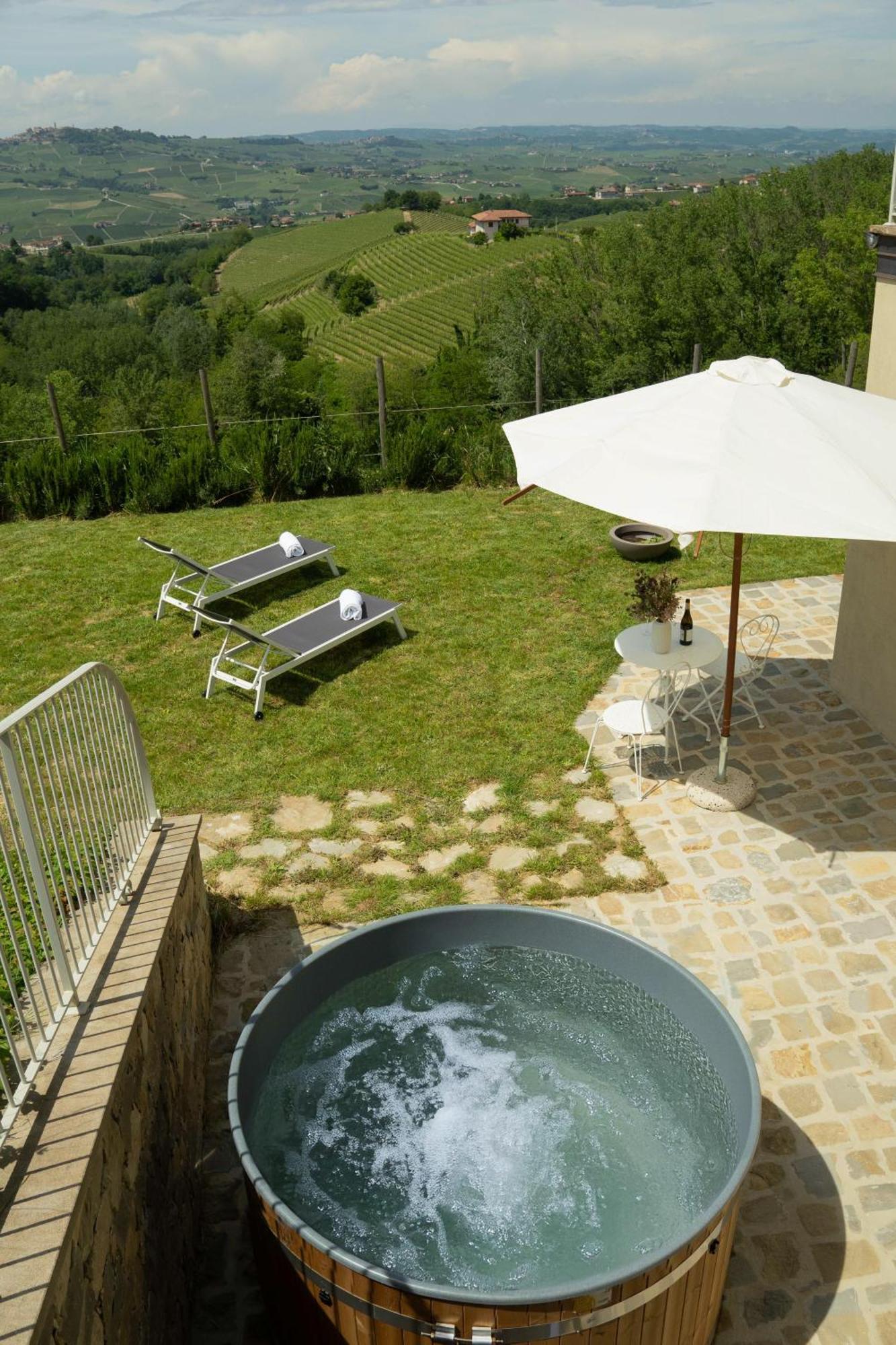 I Ciabot Di Monforte Monforte dʼAlba Exterior foto